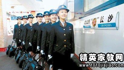 最新大学生暑期三下乡社会实践报告300字