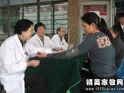 专家下乡义诊活动总结