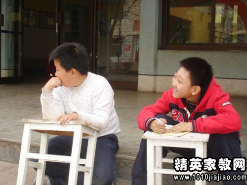 小学五年级自我介绍作文(女孩)