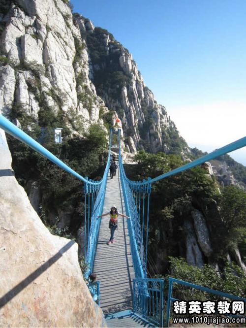 龙门石窟导游词1000字