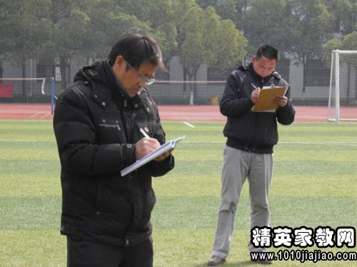 初中语文老师和体育老师的年度工作总结