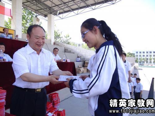 高校毕业生档案信息化建设的重要性