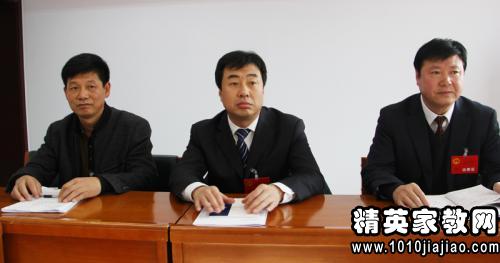 周口市长刘继标与太康团代表共同讨论政府工作报告