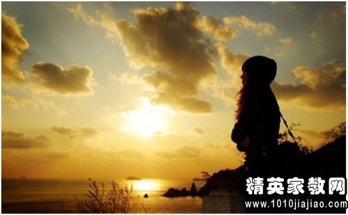 梦境赤足，探索内心深处的未竟之路