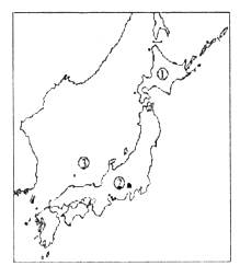 读日本四大岛屿和主要工业区分布示意图.完成