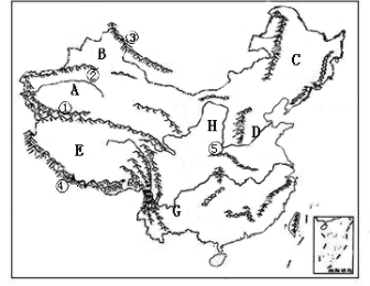 读"中国地形图"回答以下问题 0分)