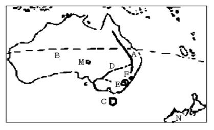 读大洋洲轮廓图,回答下列问题(14分)